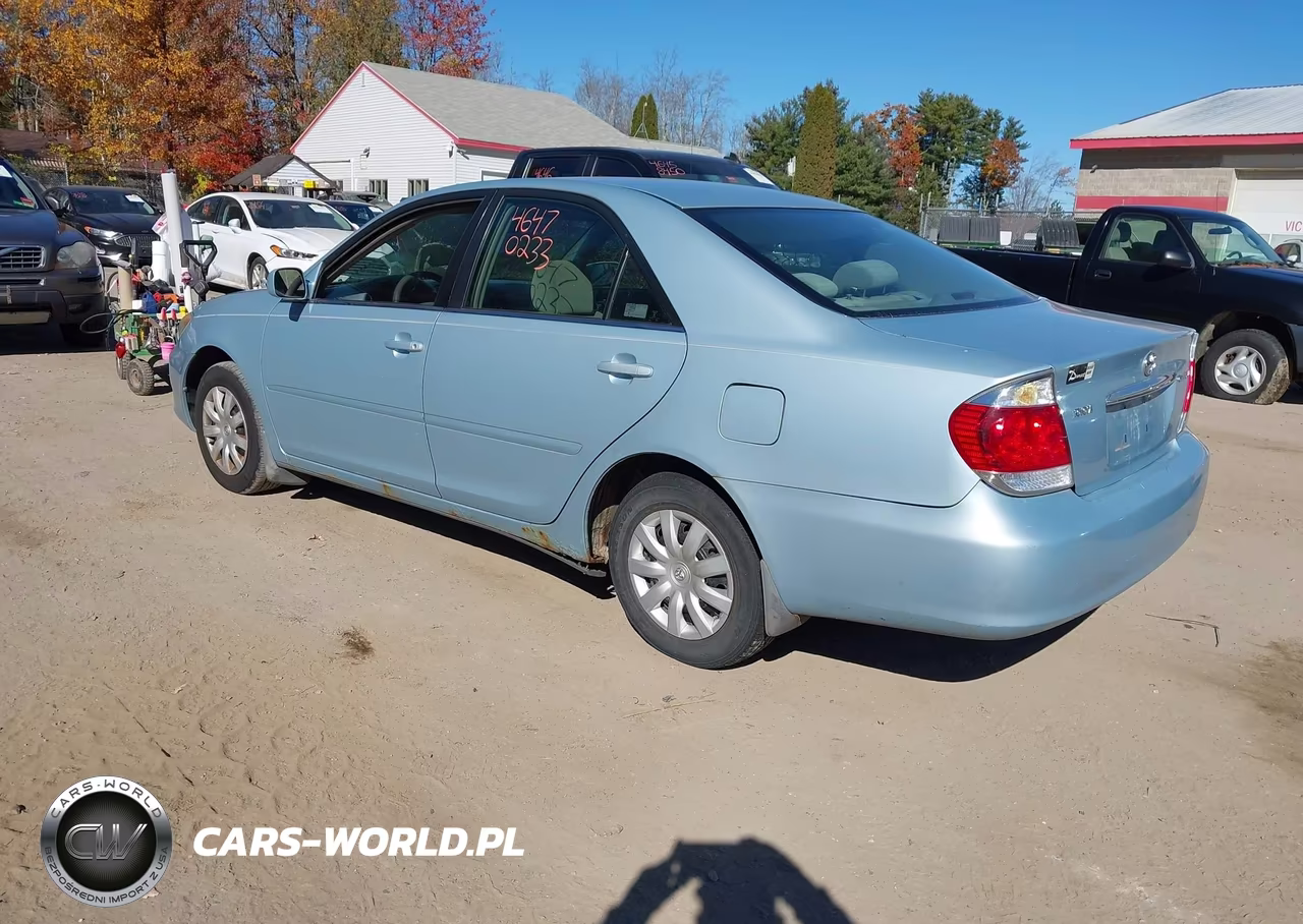 2005 Toyota Camry Le VIN:4T1BE32KX5U959895 - 3