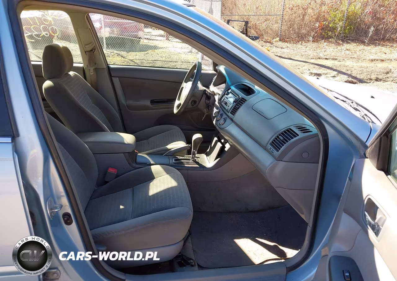 2005 Toyota Camry Le VIN:4T1BE32KX5U959895 - 5