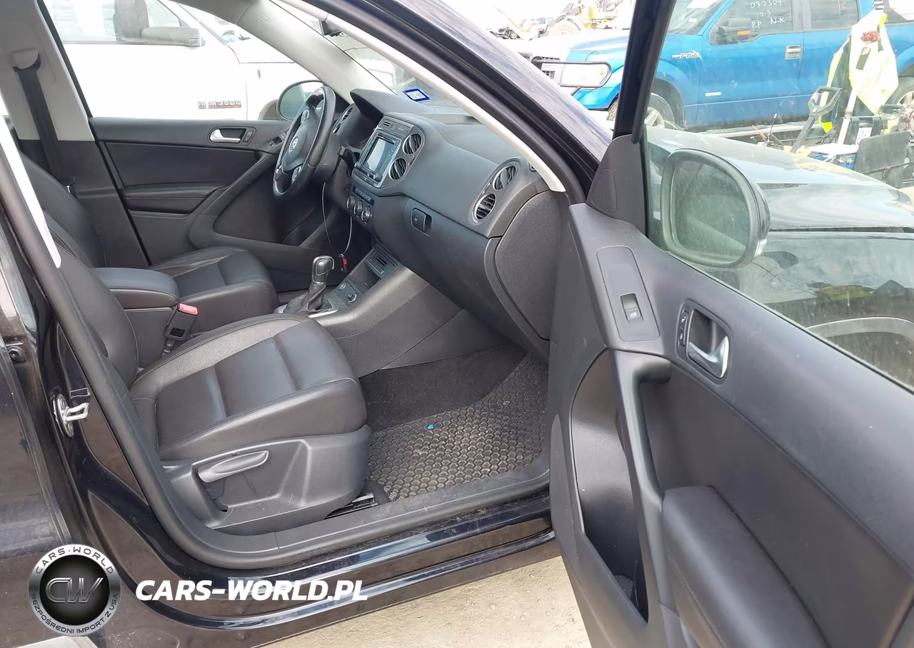 2017 Volkswagen Tiguan 2.0T-2.0T S VIN:WVGAV7AX2HK004380 - 5