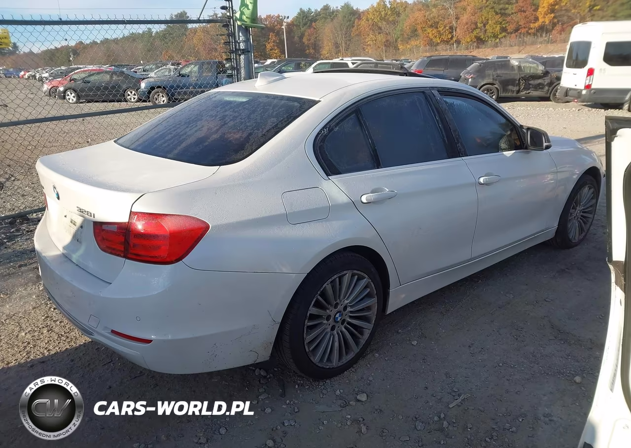 2015 BMW 328I xDrive VIN:WBA3B5G59FNS11986 - 4