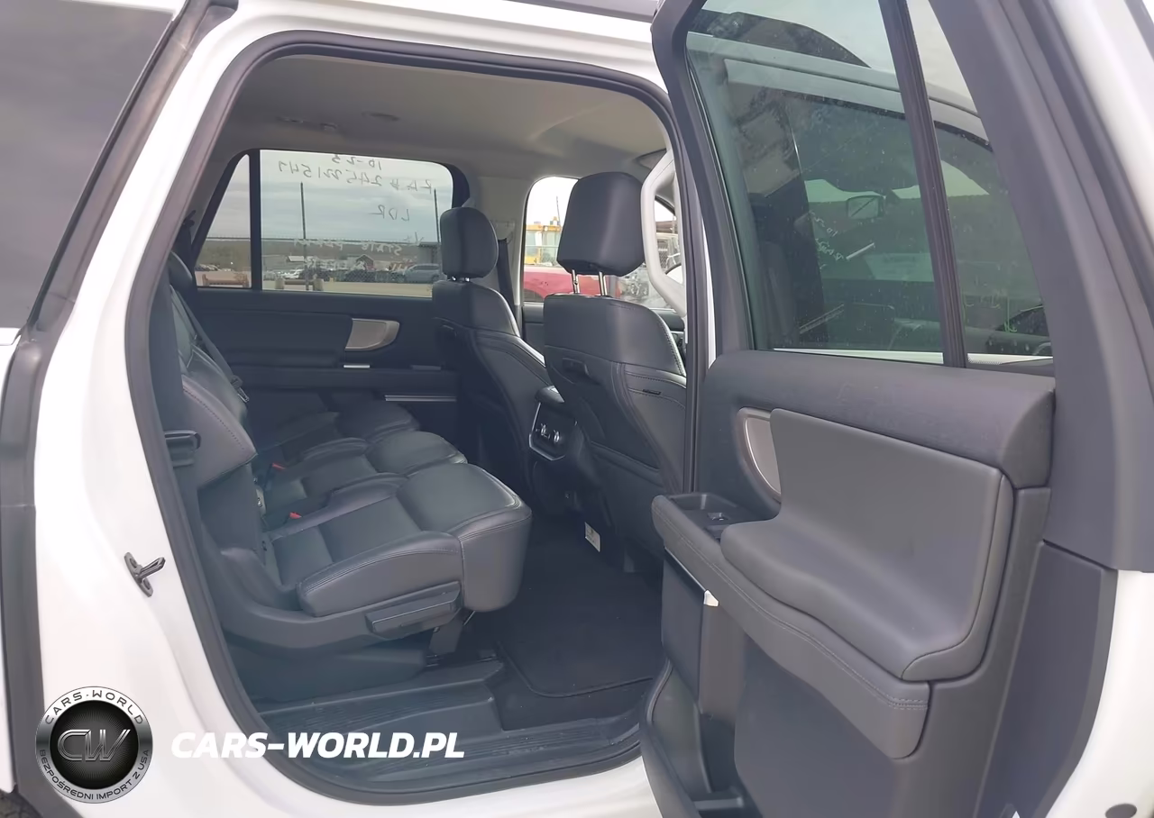 2027 Ford Expedition Max VIN:1FMJK1H87VEA17737 - 8