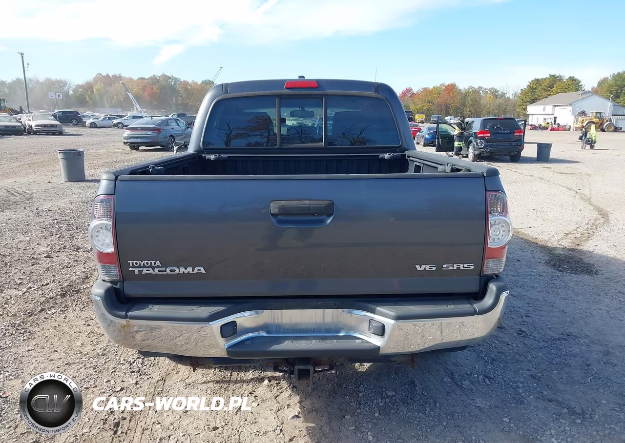2009 Toyota Tacoma Base V6 VIN:3TMLU42N89M021786 - 16