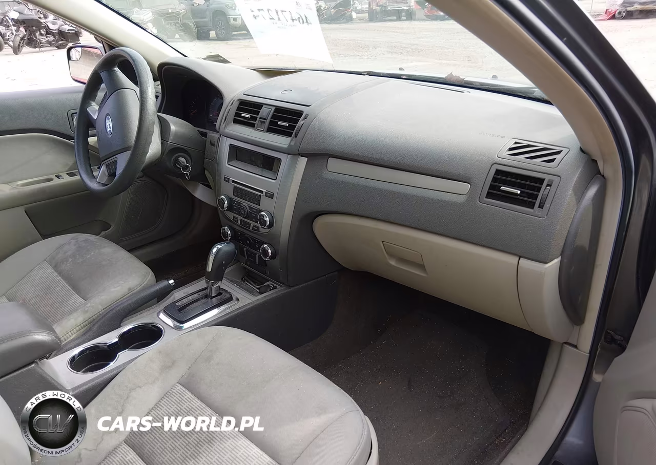2012 Ford Fusion Se VIN:3FAHP0HA6CR424448 - 5