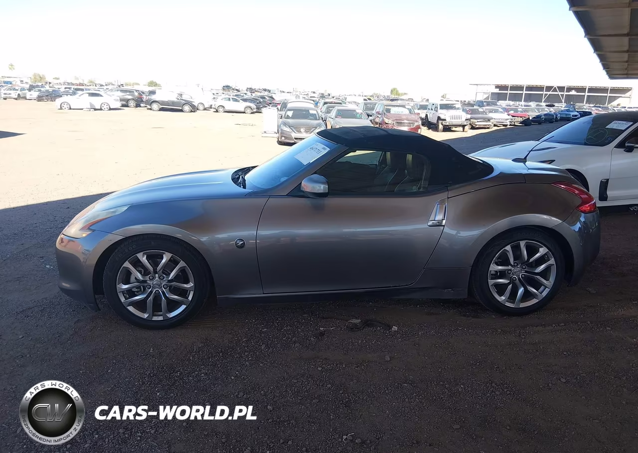 2011 Nissan 370Z Touring VIN:JN1AZ4FHXBM360230 - 14