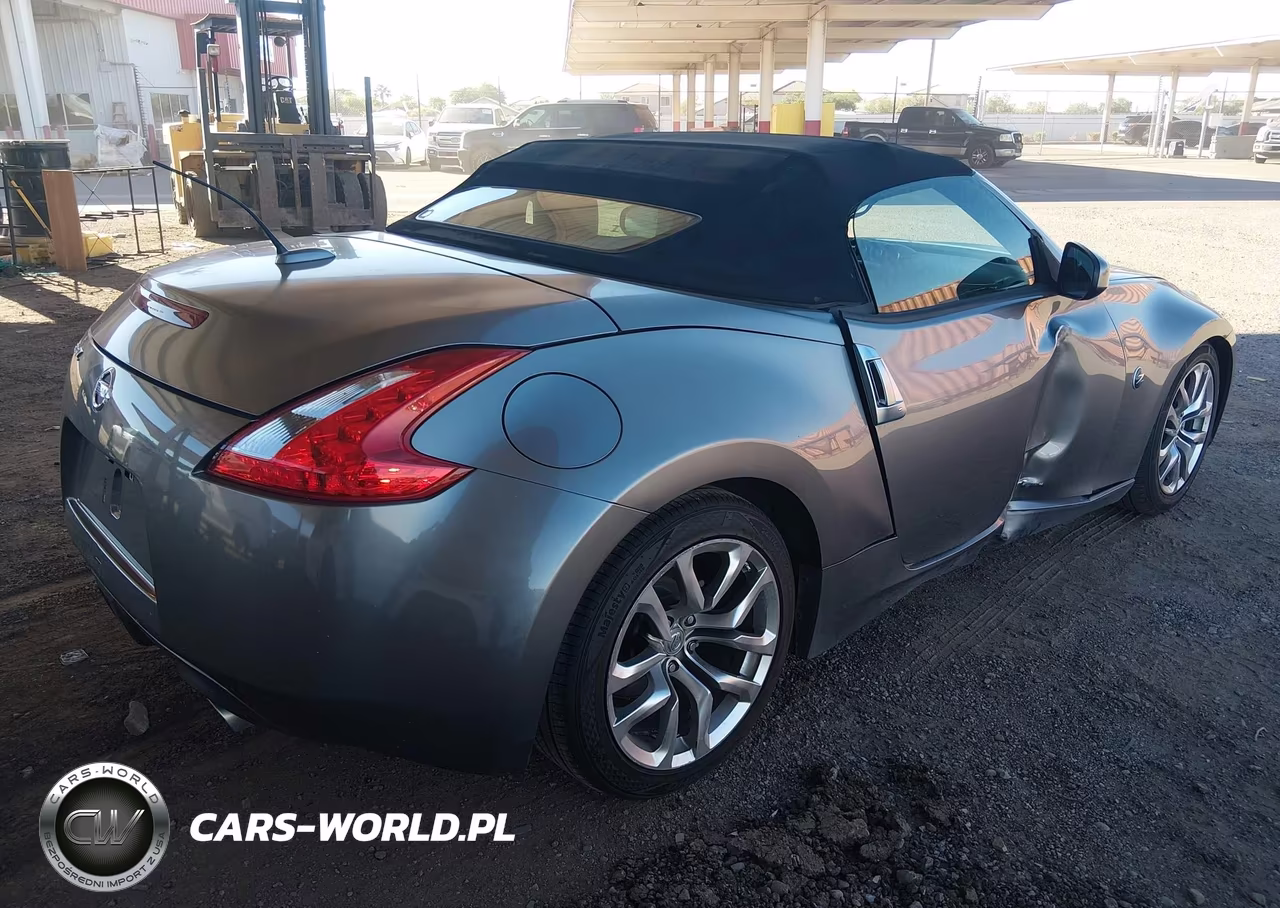 2011 Nissan 370Z Touring VIN:JN1AZ4FHXBM360230 - 4