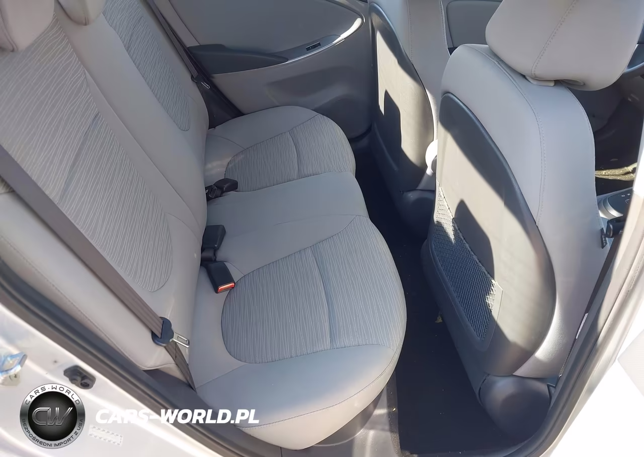 2015 Hyundai Accent Gls VIN:KMHCT4AE8FU904519 - 8