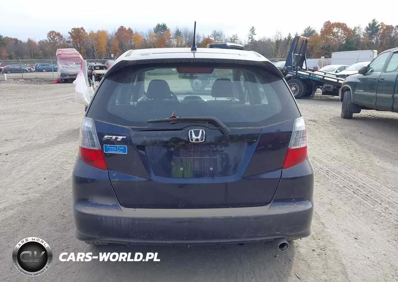 2010 Honda Fit Sport VIN:JHMGE8H6XAC030287 - 15