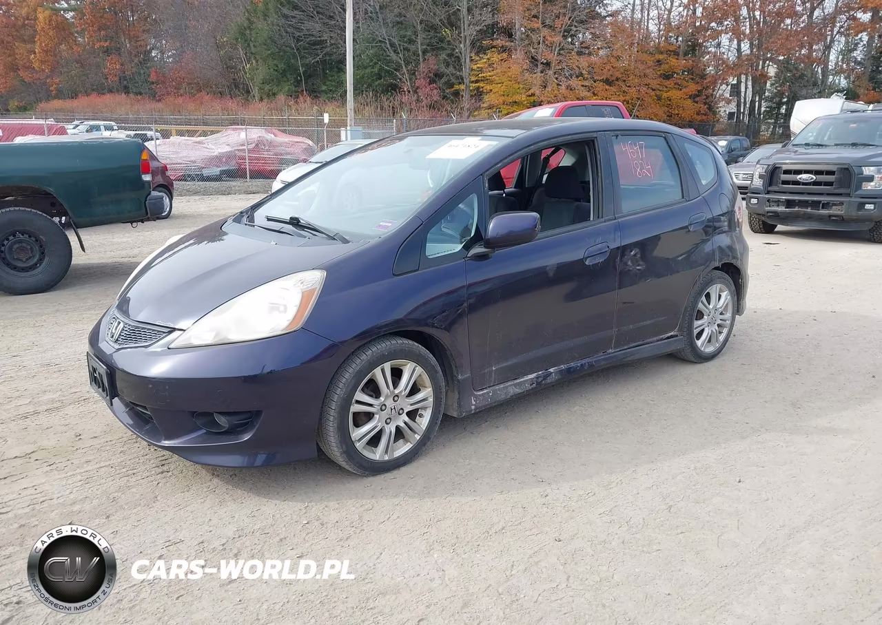 2010 Honda Fit Sport VIN:JHMGE8H6XAC030287 - 2