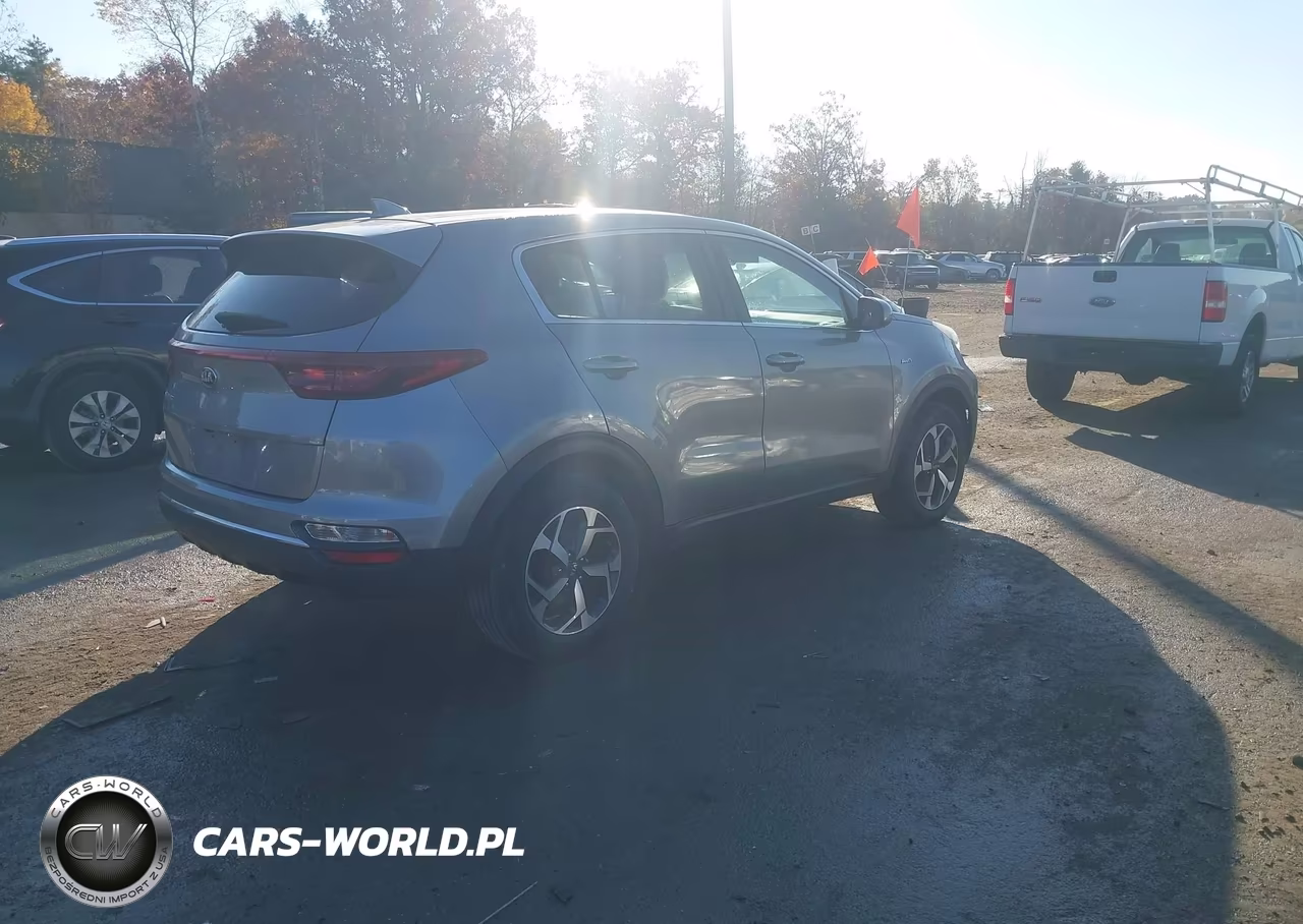 2021 Kia Sportage Lx VIN:KNDPMCAC2M7917712 - 4
