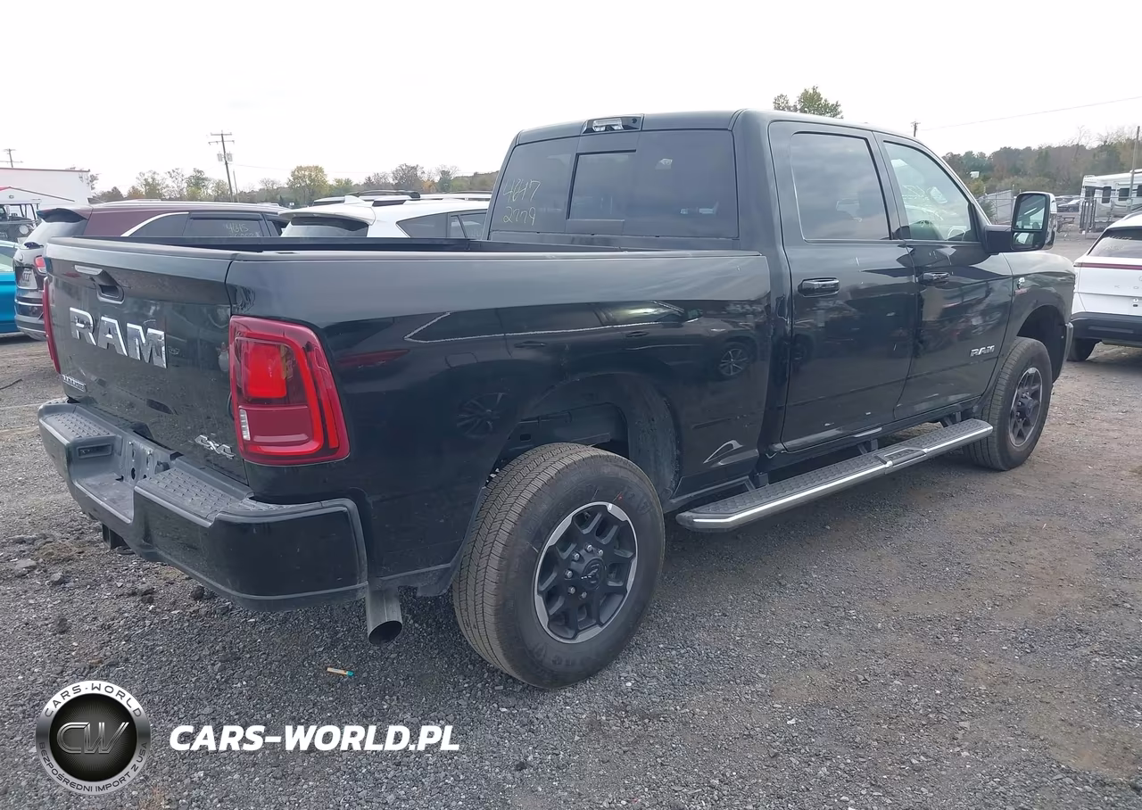 2027 Ram Ram 2500 VIN:3C6UR5FL9VG380746 - 4