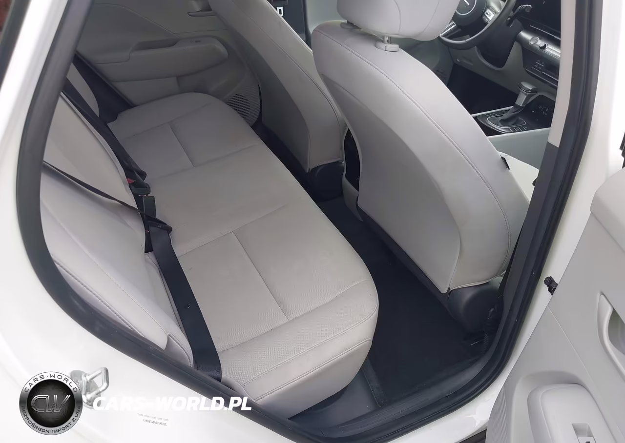 2025 Hyundai Kona Sel VIN:KM8HB3AB0SU248755 - 8
