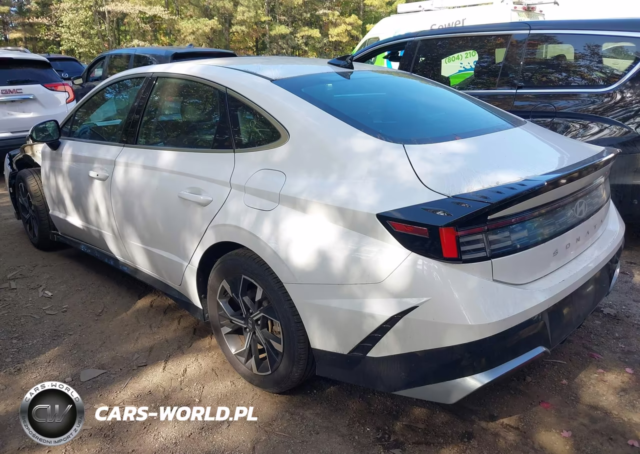 2025 Hyundai Sonata Sel VIN:KMHL64JA0SA430243 - 3