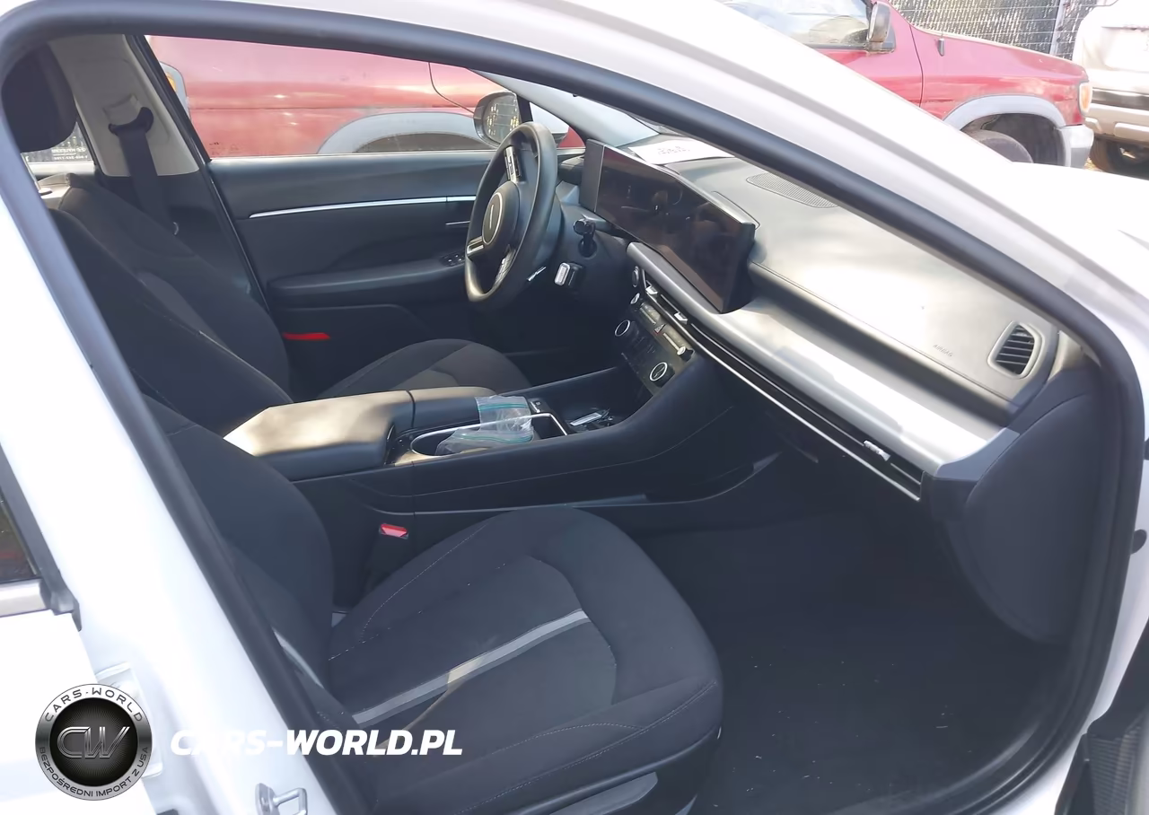 2025 Hyundai Sonata Sel VIN:KMHL64JA0SA430243 - 5