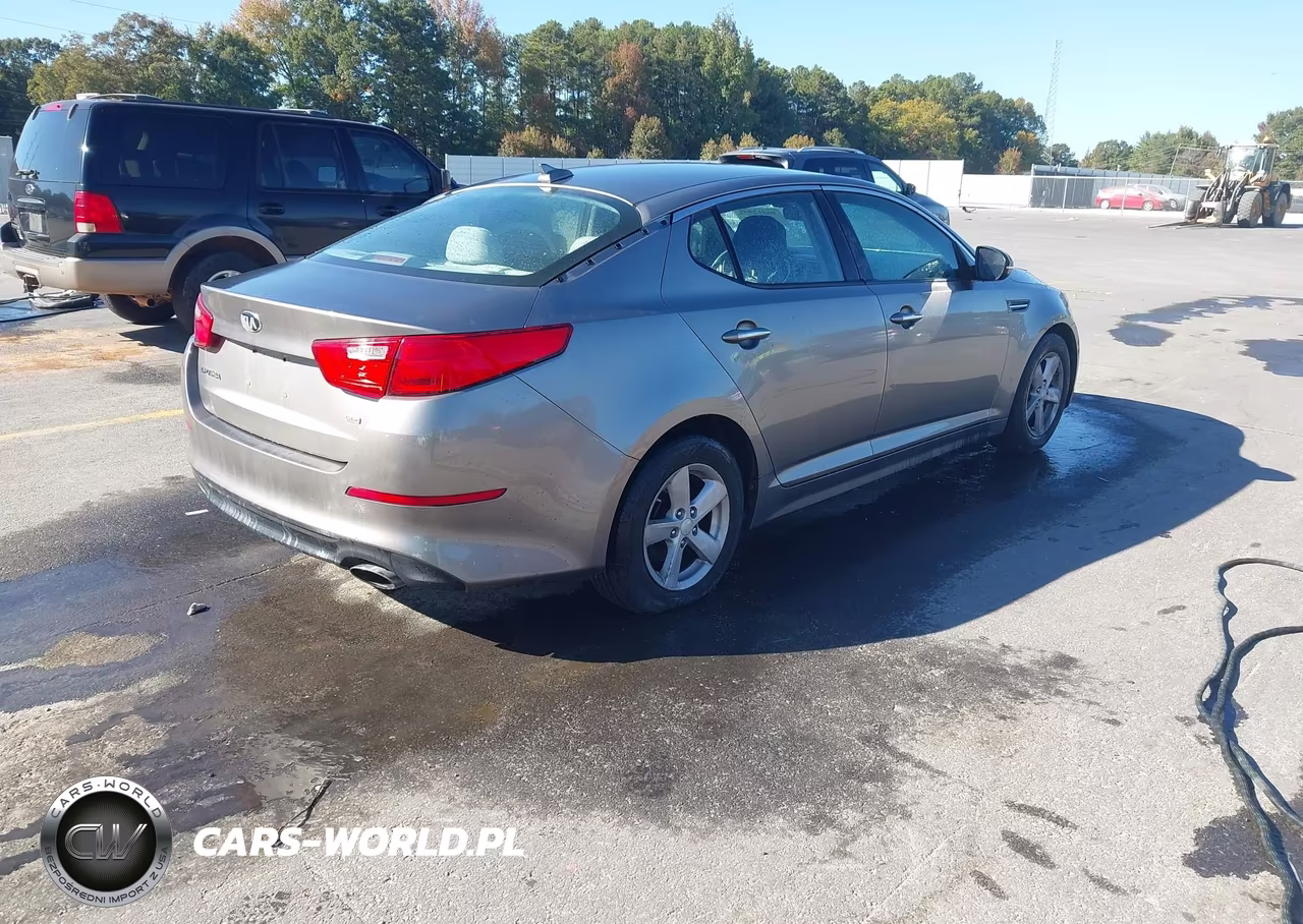 2014 Kia Optima Lx VIN:5XXGM4A74EG288469 - 4
