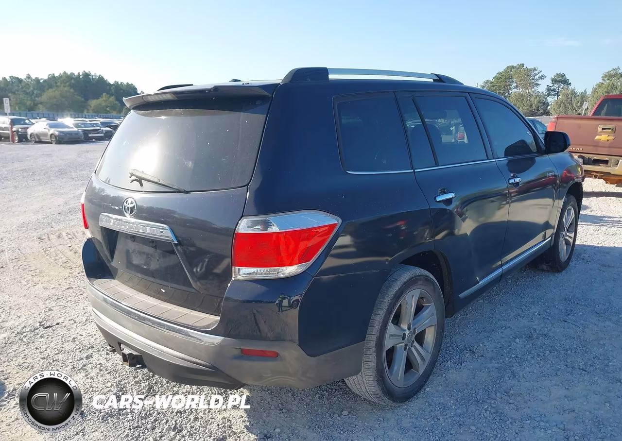 2011 Toyota Highlander Limited V6 VIN:5TDYK3EH3BS048718 - 4