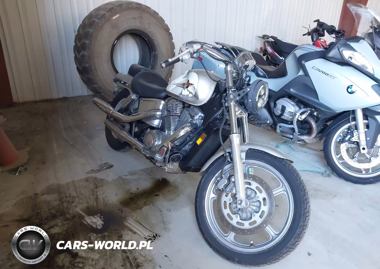 1997 Honda Vt1100 C1A