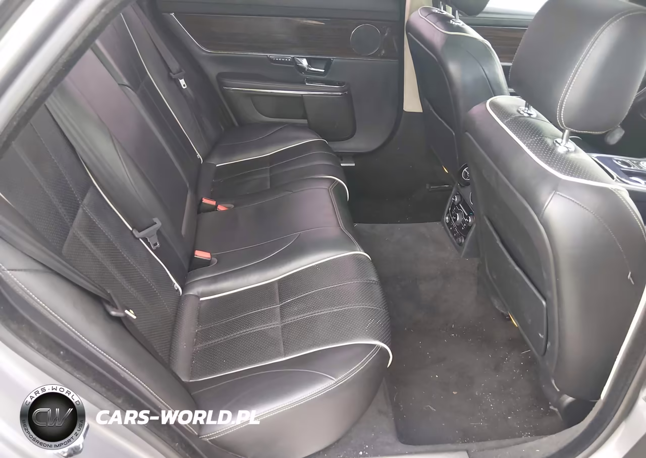 2012 Jaguar Xj Xjl Portfolio VIN:SAJWA2GBXCLV22794 - 8