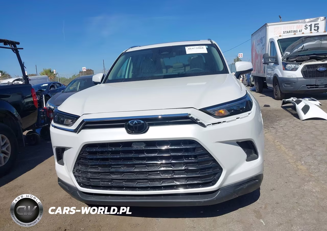2024 Toyota Grand Highlander Xle VIN:5TDAAAB53RS034119 - 12