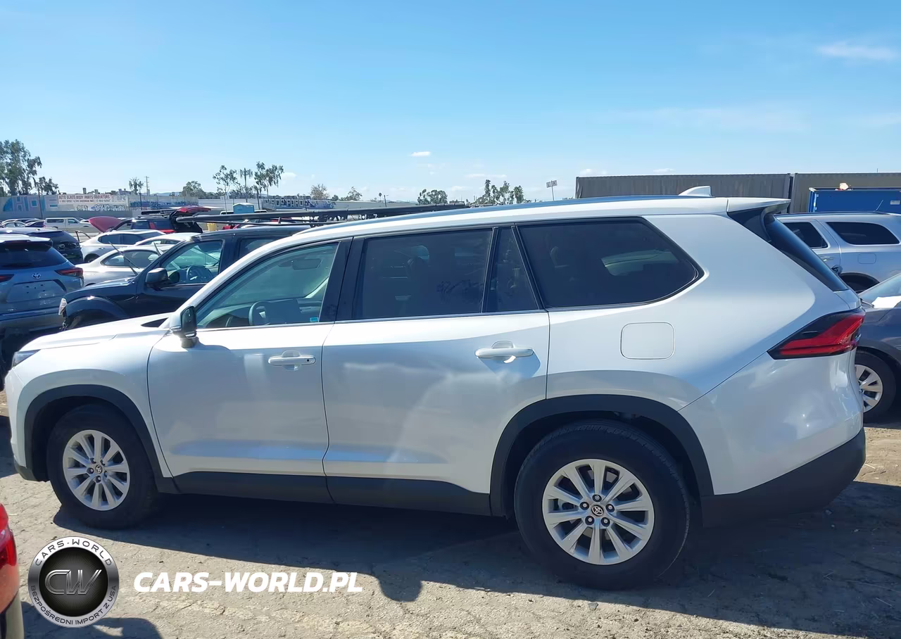 2024 Toyota Grand Highlander Xle VIN:5TDAAAB53RS034119 - 14