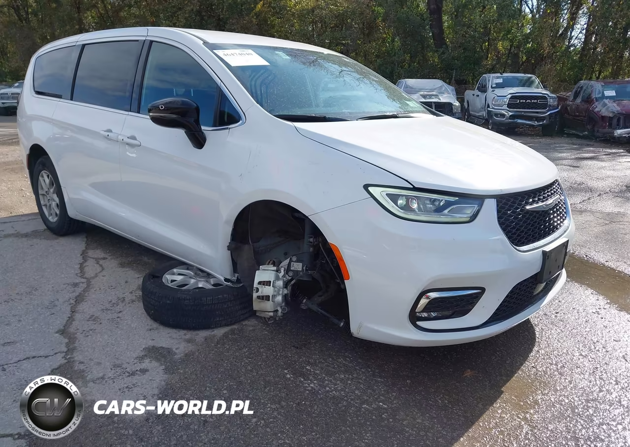 2025 Chrysler Pacifica Select