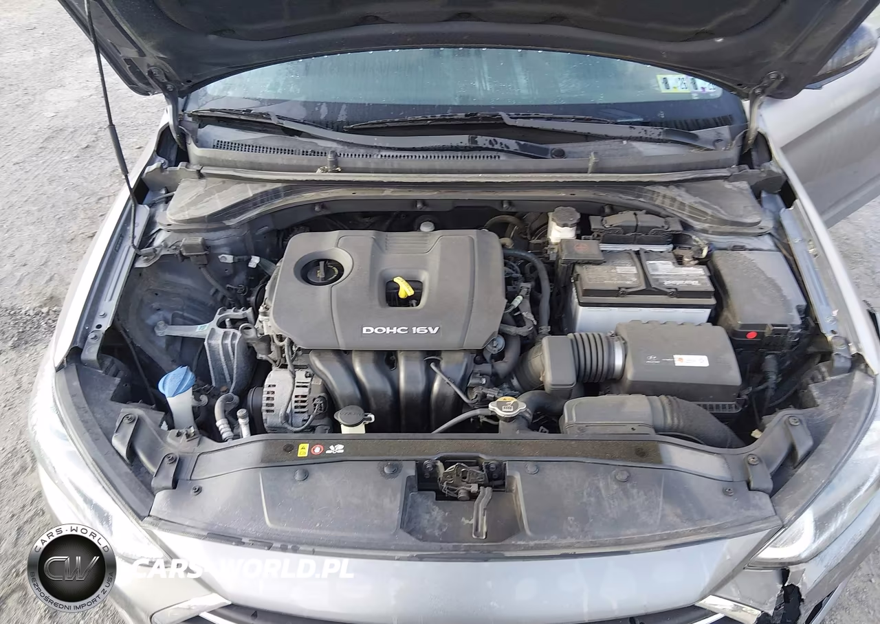 2018 Hyundai Elantra Sel VIN:5NPD84LF1JH300345 - 10