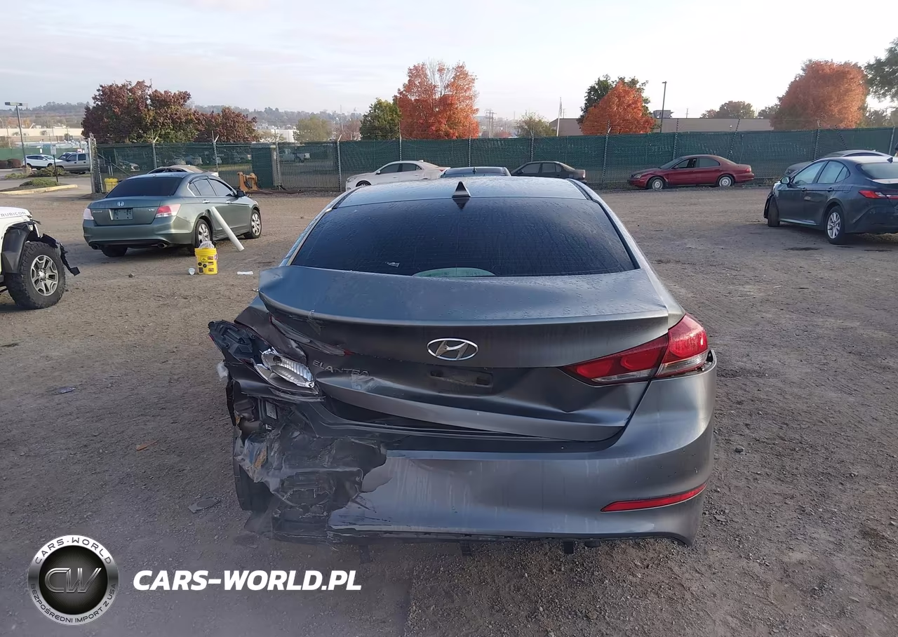 2018 Hyundai Elantra Sel VIN:5NPD84LF1JH300345 - 16