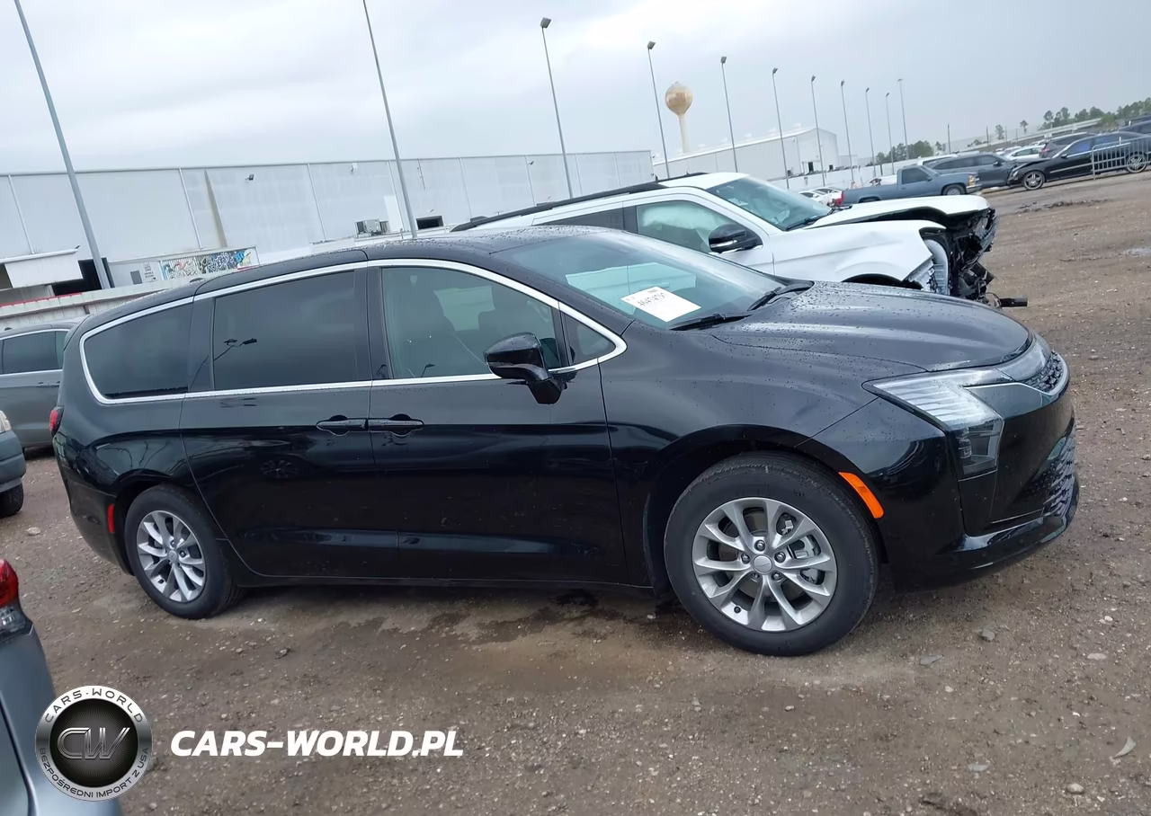 2027 Chrysler Pacifica VIN:2C4RC1GG8VR600981 - 13