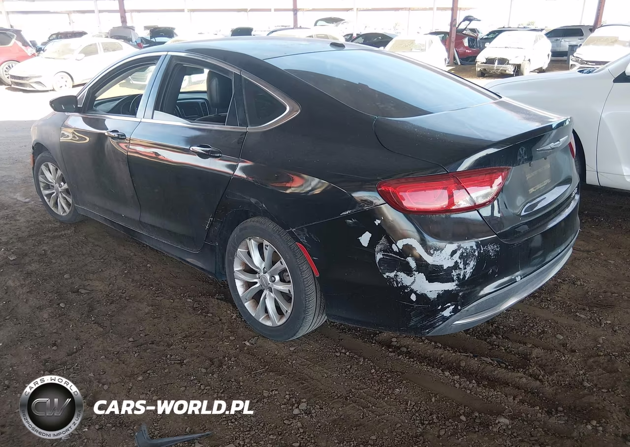 2015 Chrysler 200 C VIN:1C3CCCCB7FN585467 - 3