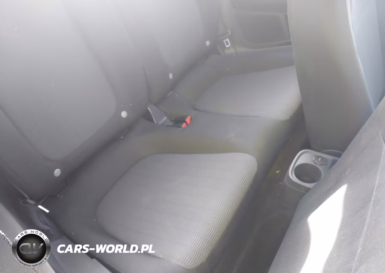 2012 Volkswagen Beetle Entry VIN:3VWFP7ATXCM616309 - 8