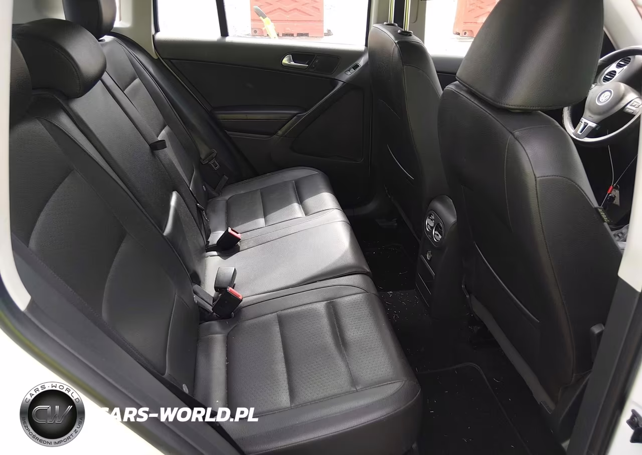 2016 Volkswagen Tiguan S VIN:WVGAV7AX4GW006686 - 8