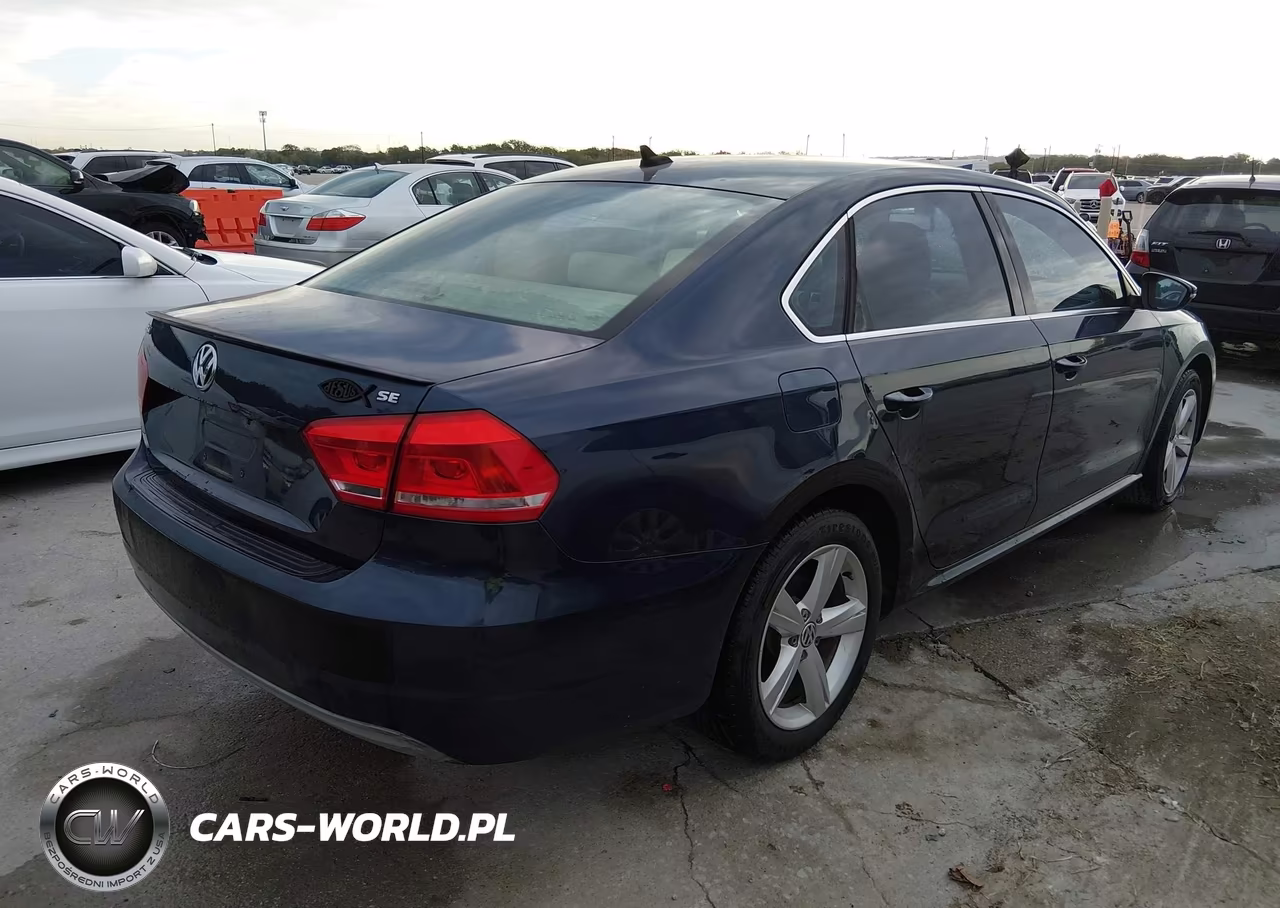 2012 Volkswagen Passat 2.5L Se VIN:1VWBH7A30CC085697 - 4
