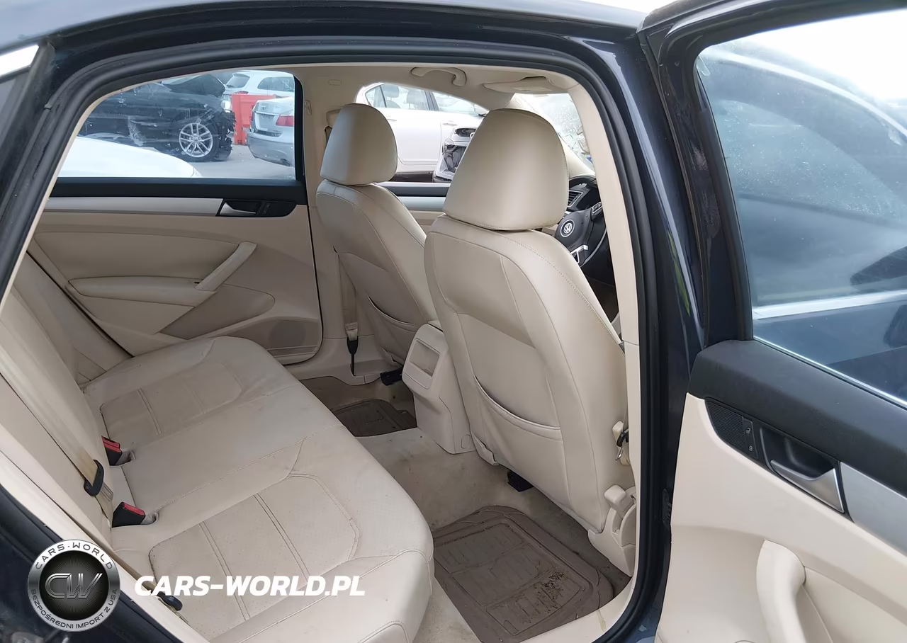 2012 Volkswagen Passat 2.5L Se VIN:1VWBH7A30CC085697 - 8