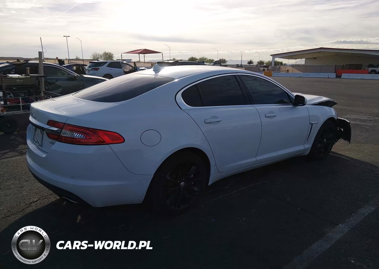 2013 Jaguar Xf V6 Sc VIN:SAJWA0E74D8S91334 - 4
