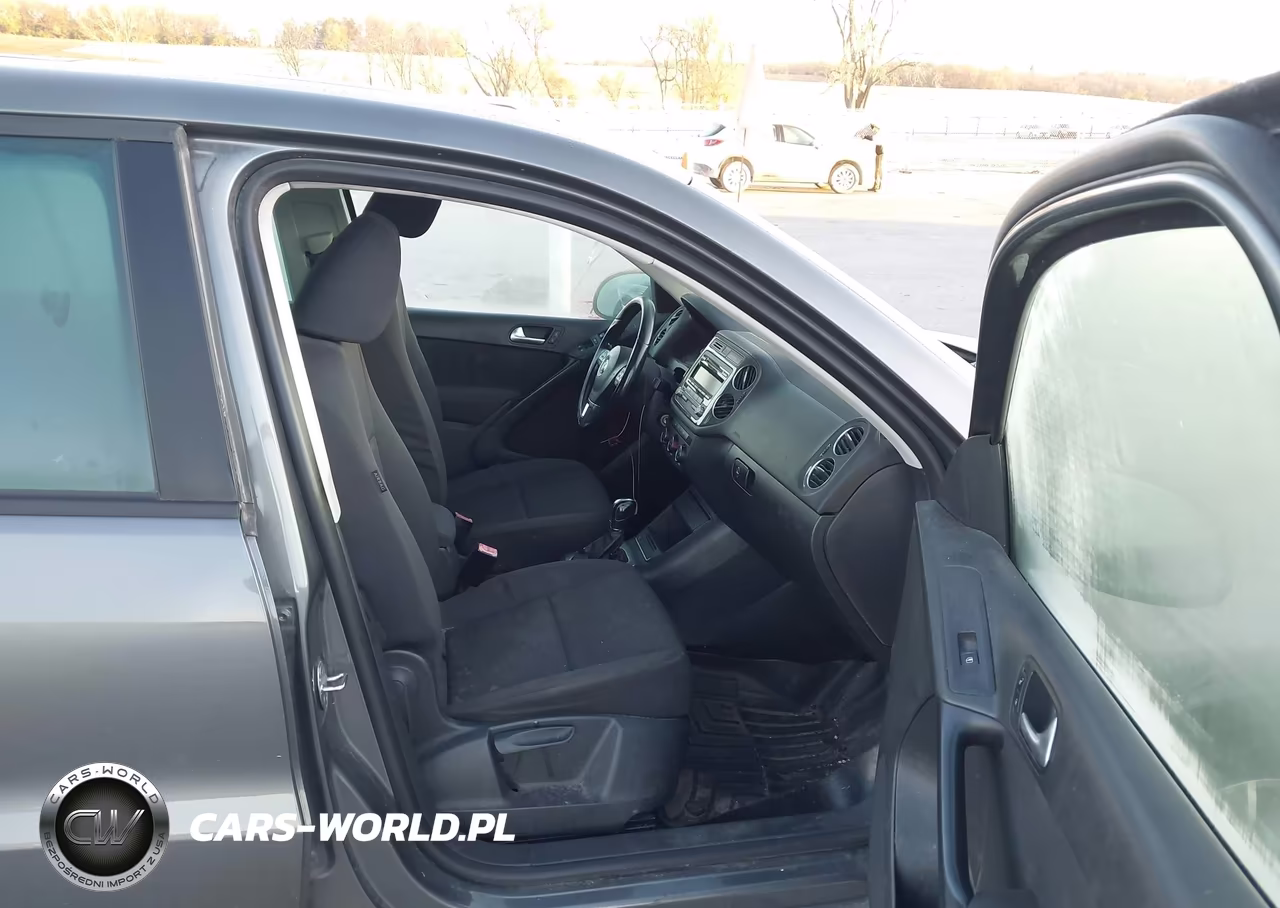 2013 Volkswagen Tiguan S VIN:WVGAV3AX4DW605706 - 5