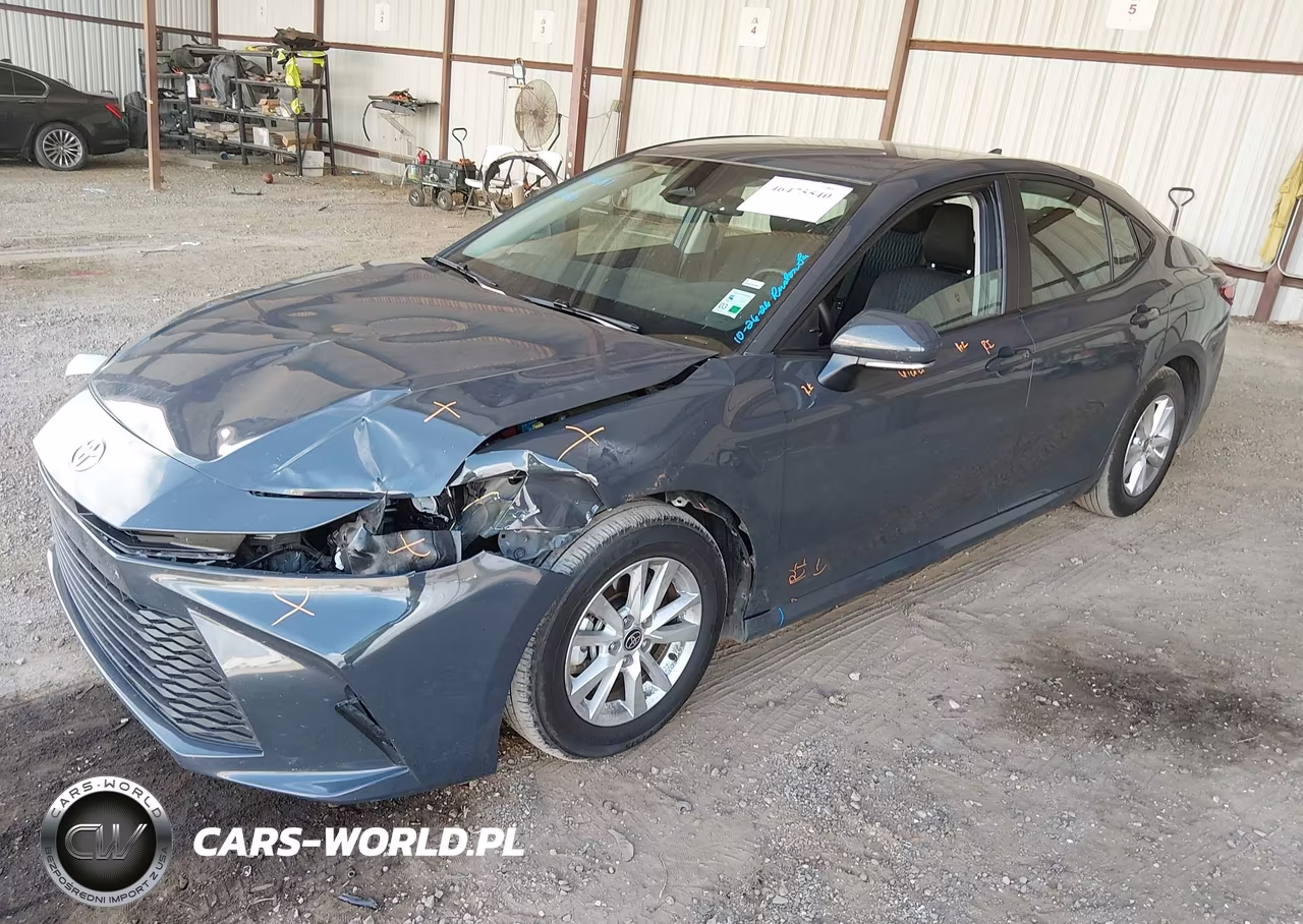 2025 Toyota Camry Le VIN:4T1DAACK1SU136162 - 2
