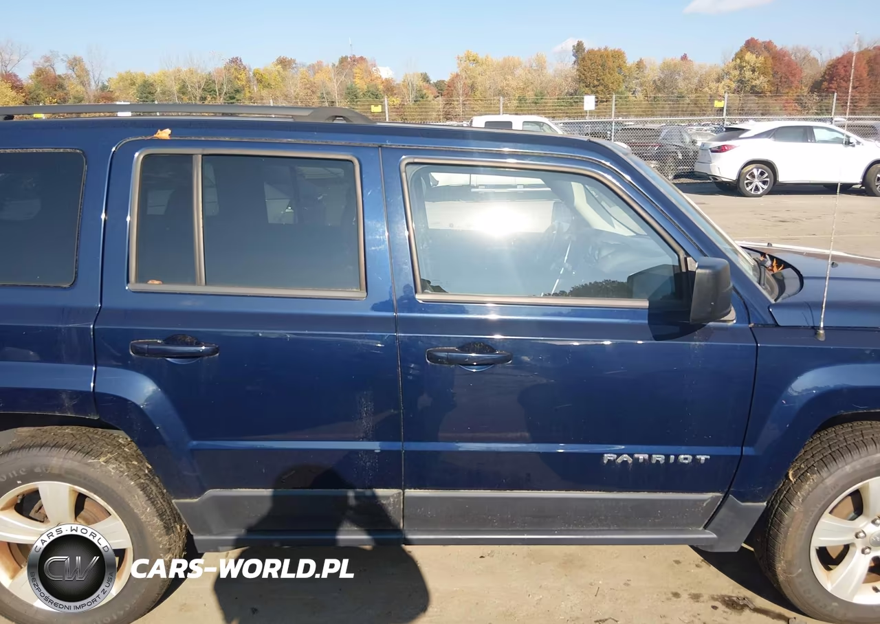 2016 Jeep Patriot Latitude VIN:1C4NJRFBXGD612693 - 13