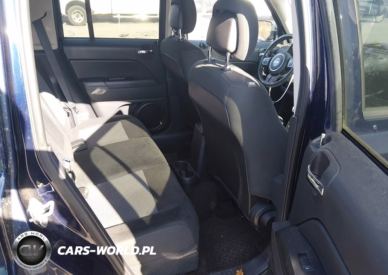 2016 Jeep Patriot Latitude VIN:1C4NJRFBXGD612693 - 8