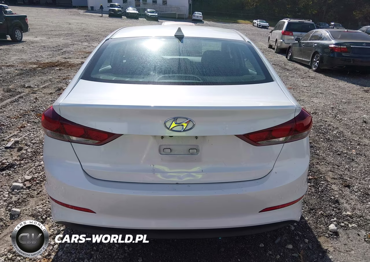 2018 Hyundai Elantra Sel VIN:5NPD84LF0JH301826 - 16