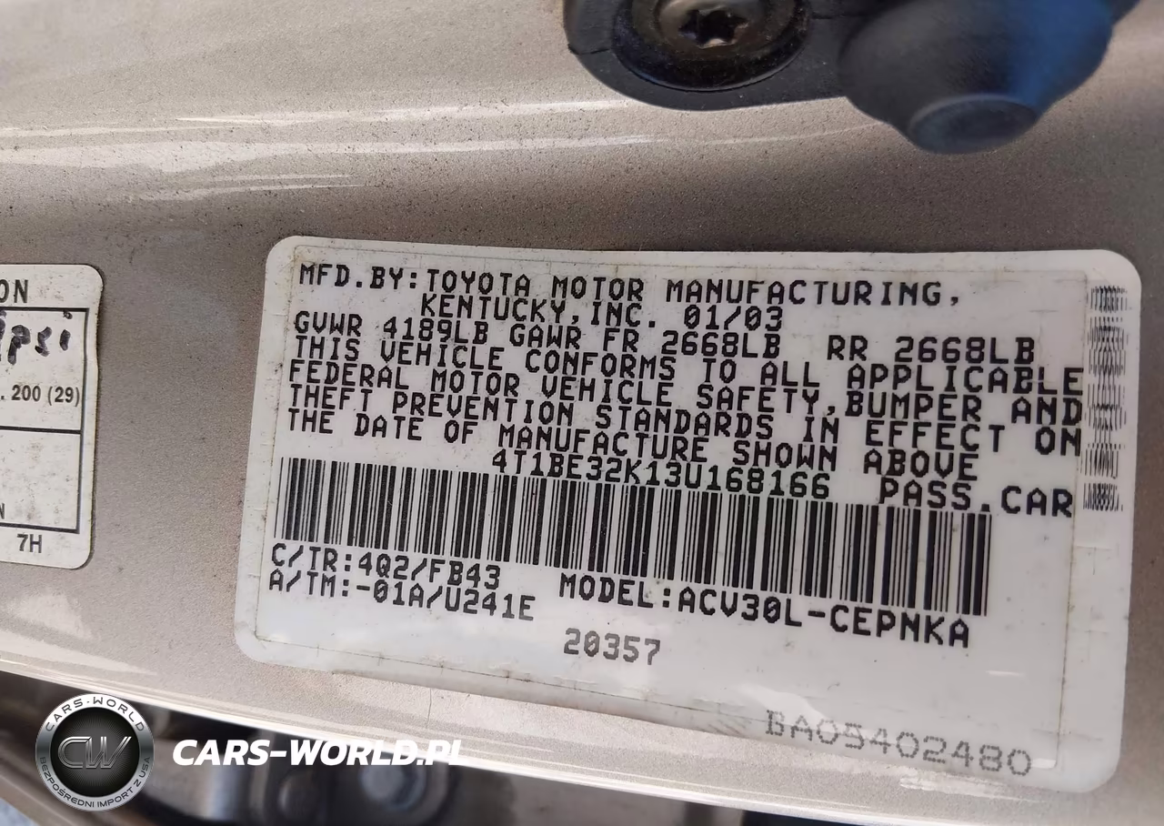 2003 Toyota Camry Le VIN:4T1BE32K13U168166 - 9