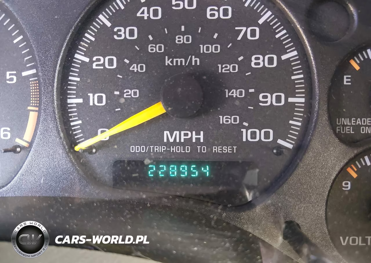 1998 Chevrolet Blazer Ls VIN:1GNDT13W4W2137879 - 12