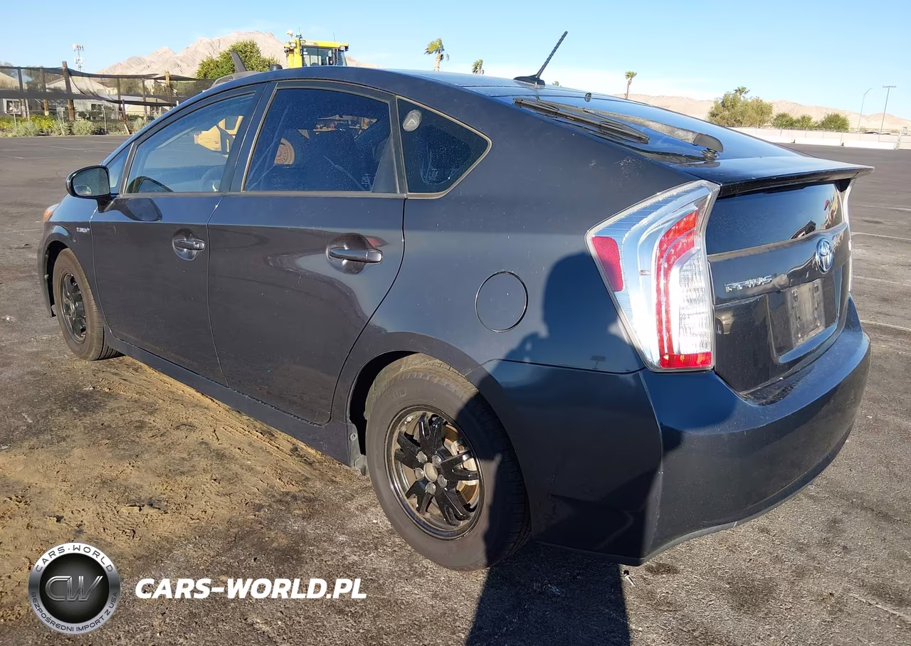 2012 Toyota Prius Three VIN:JTDKN3DU2C1534186 - 3