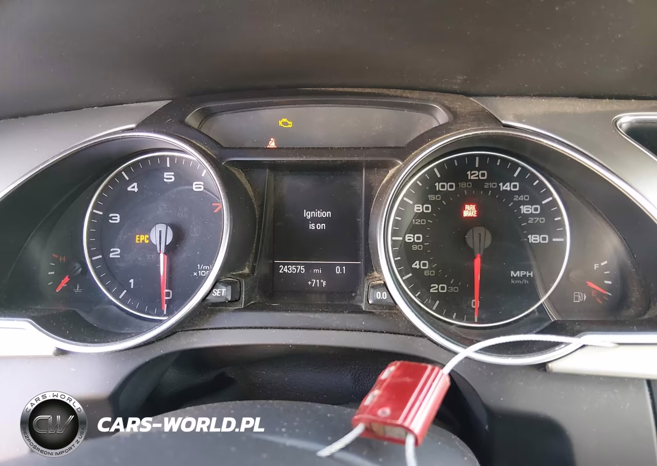 2011 Audi A5 2.0T Premium VIN:WAURFAFR7BA037168 - 7