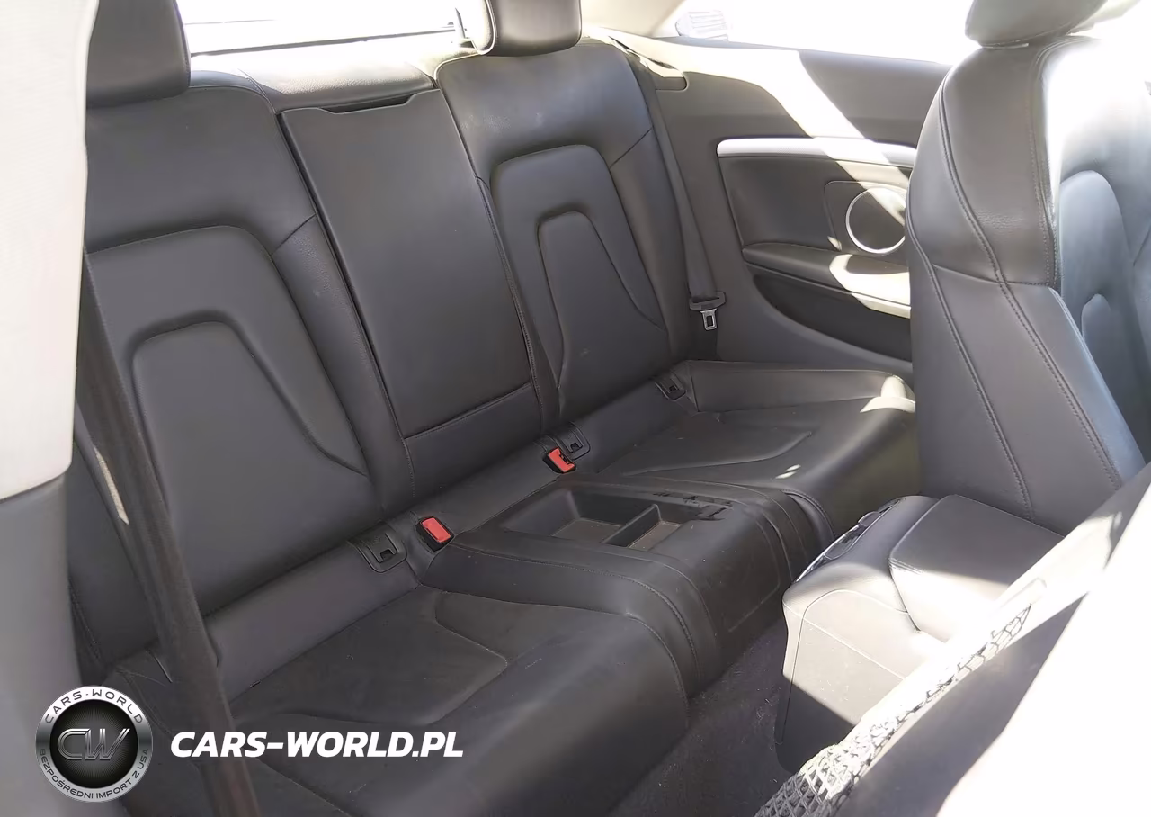 2011 Audi A5 2.0T Premium VIN:WAURFAFR7BA037168 - 8
