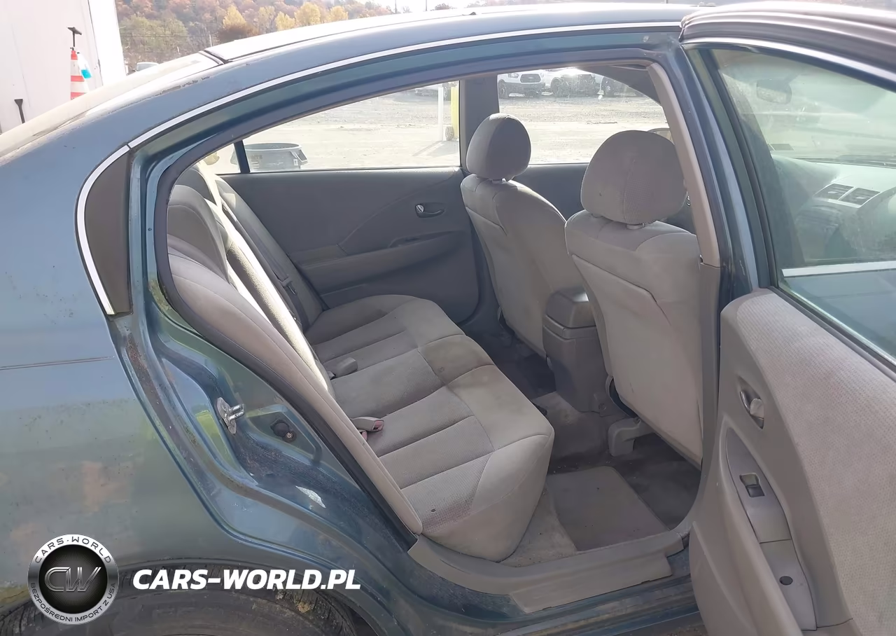 2002 Nissan Altima 2.5 Base VIN:1N4AL11DX2C165175 - 8
