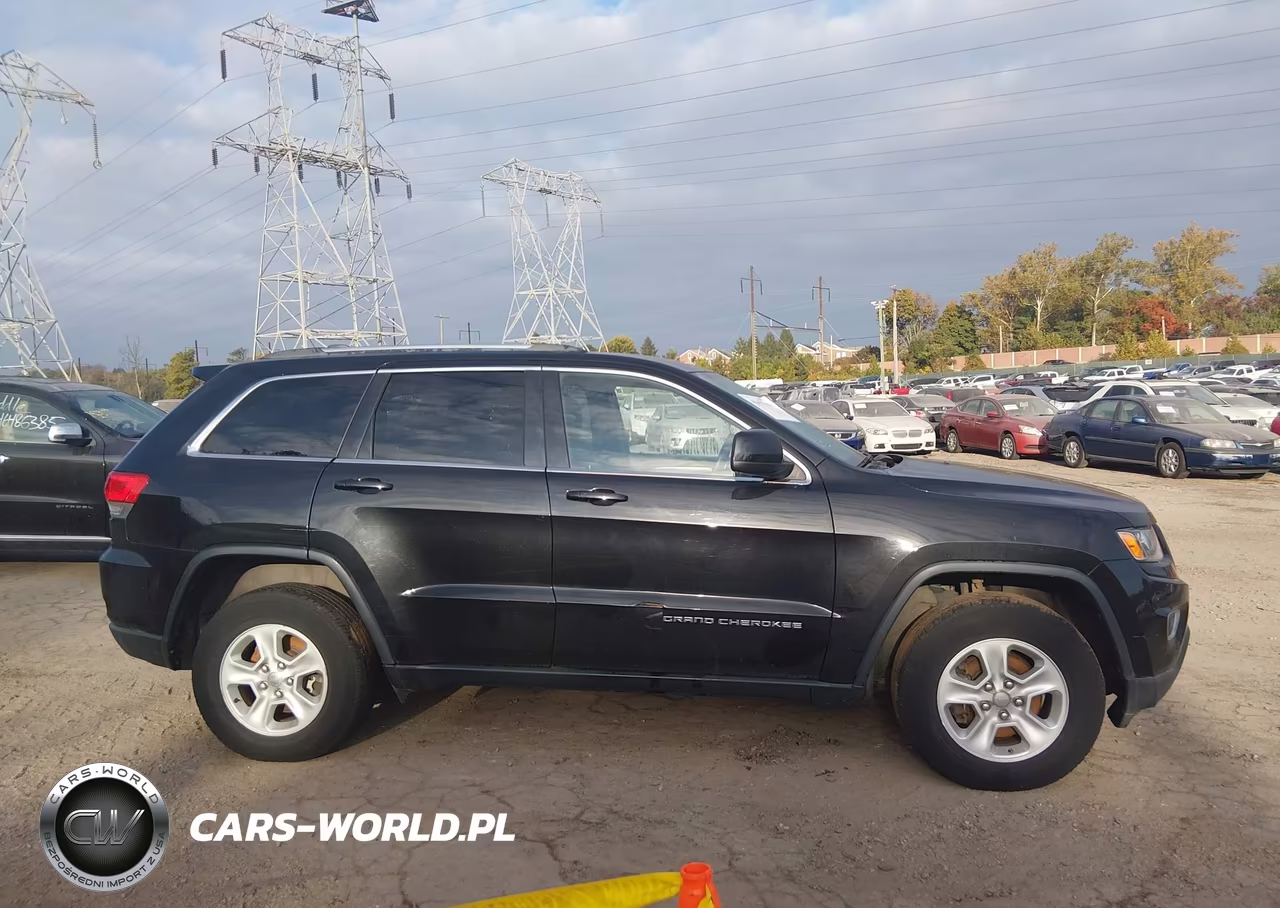2014 Jeep Grand Cherokee Laredo VIN:1C4RJFAGXEC352480 - 13