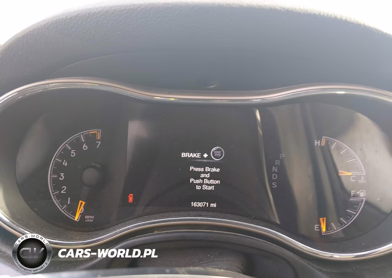 2014 Jeep Grand Cherokee Laredo VIN:1C4RJFAGXEC352480 - 7