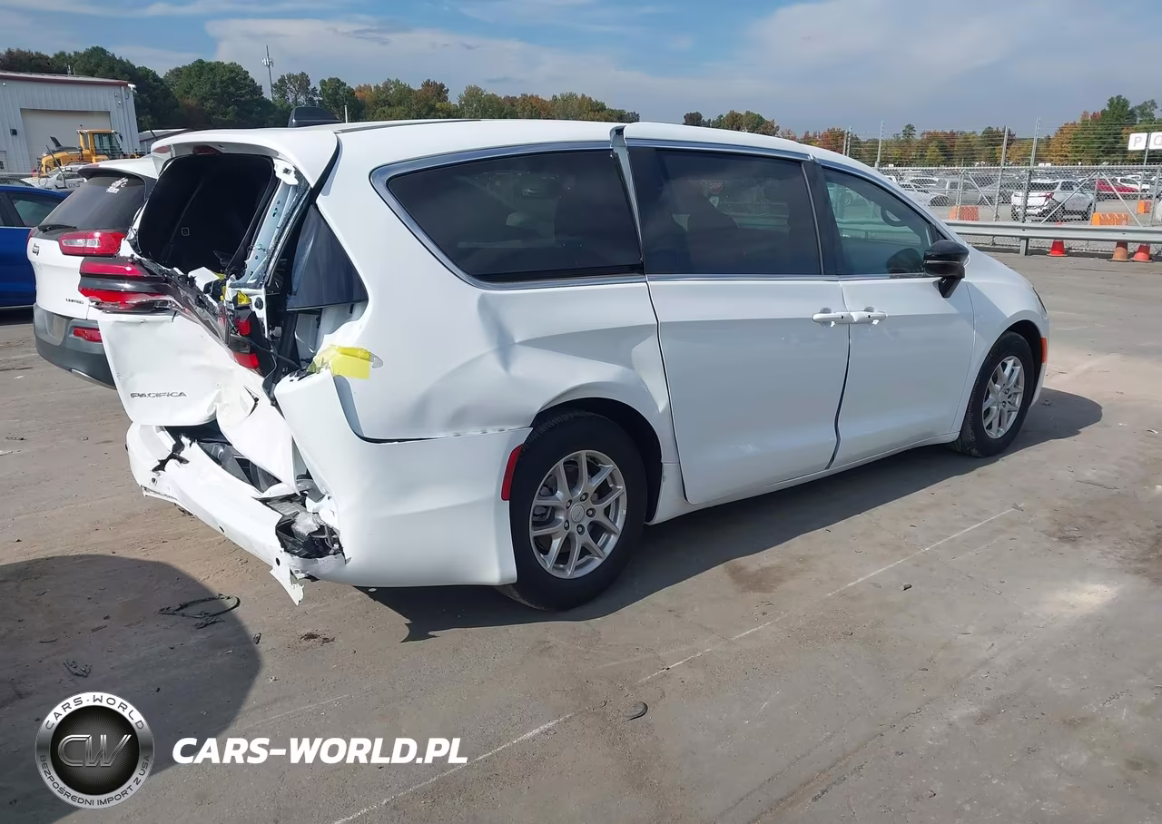 2027 Chrysler Pacifica VIN:2C4RC1BG9VR599038 - 4
