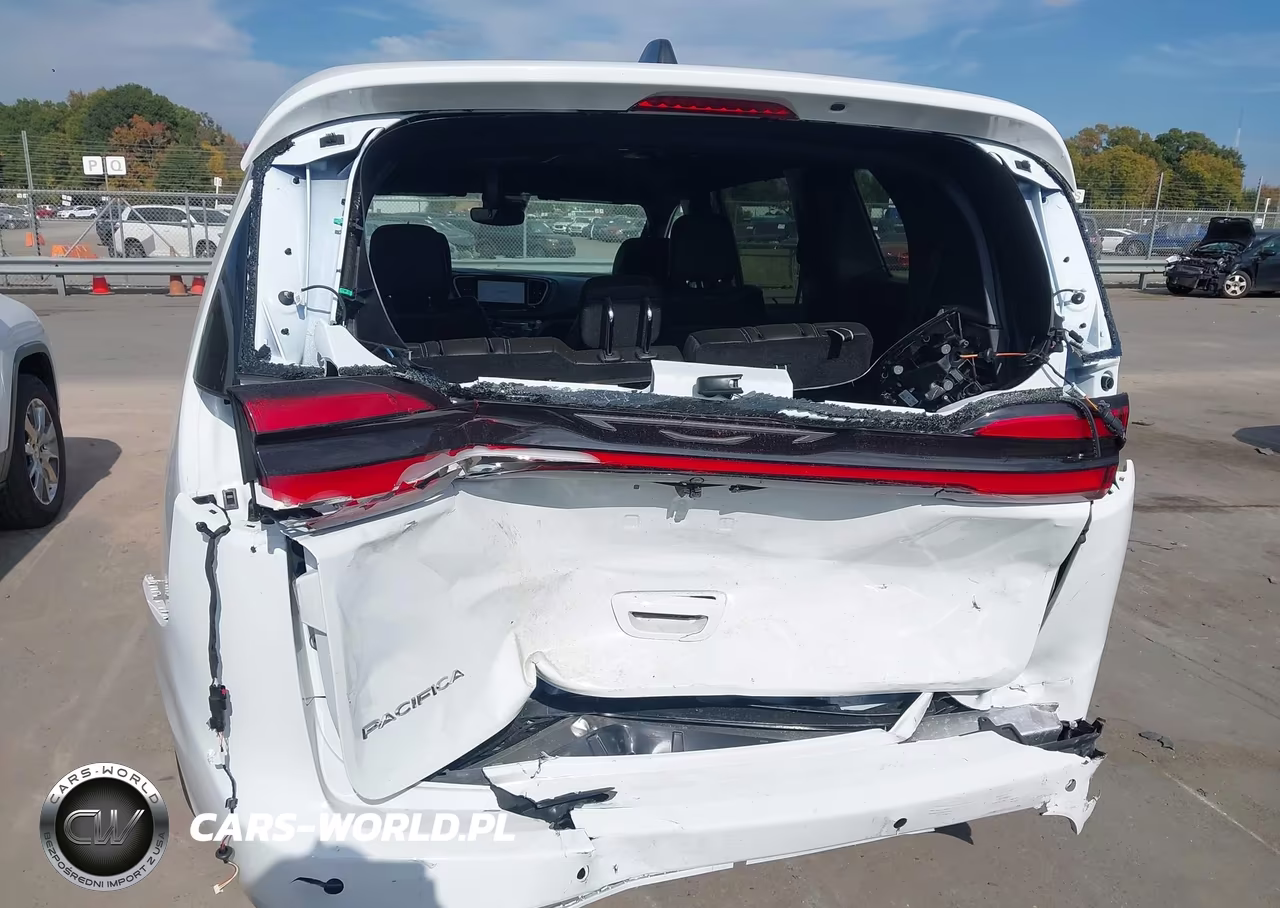 2027 Chrysler Pacifica VIN:2C4RC1BG9VR599038 - 6