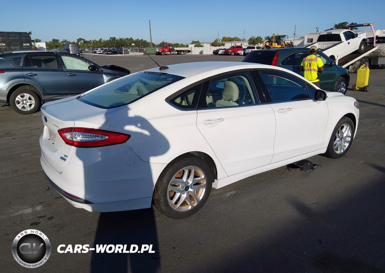 2013 Ford Fusion Se VIN:3FA6P0HR0DR255705 - 4