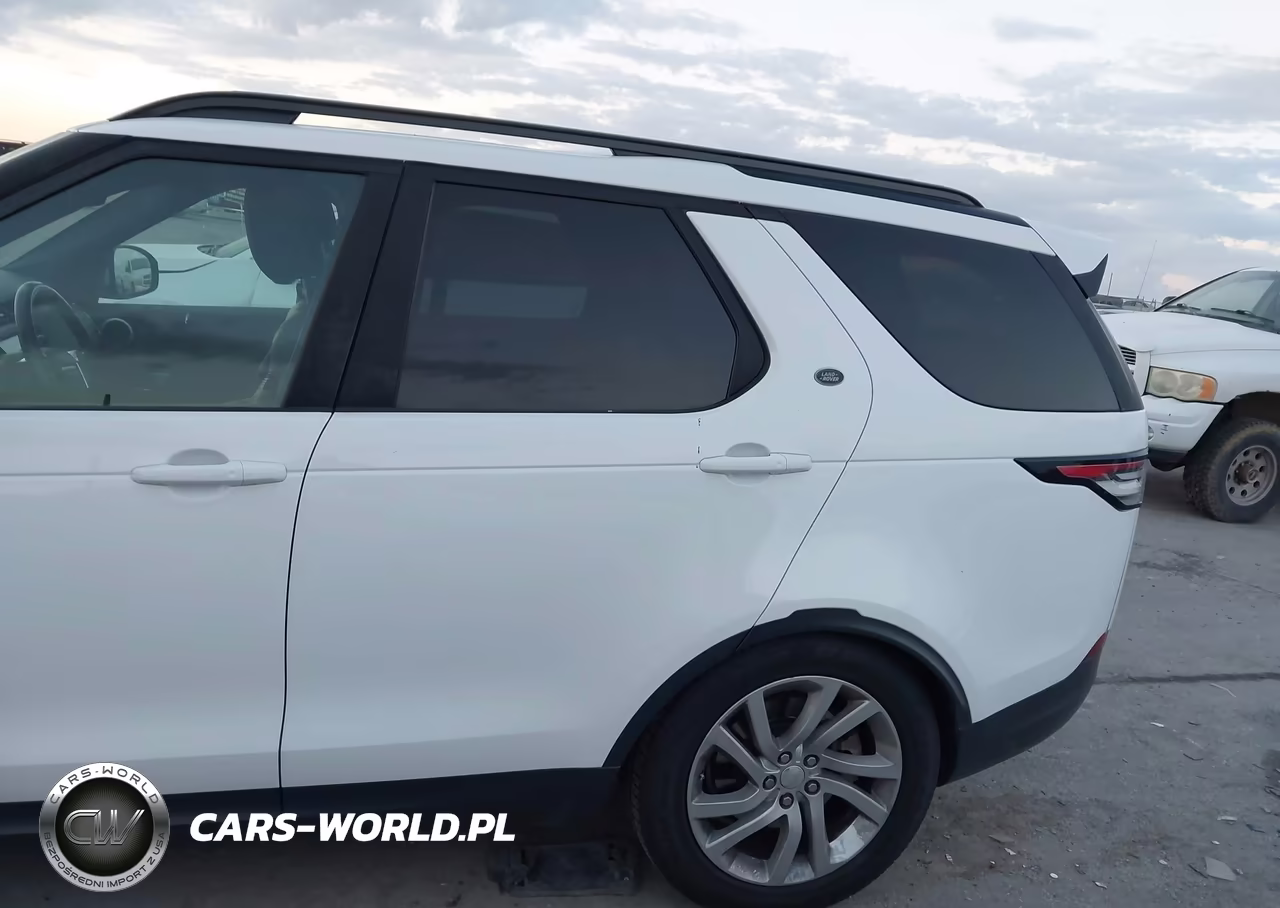 2018 Land Rover Discovery Se VIN:SALRG2RV9JA055421 - 18